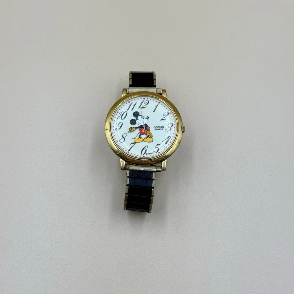 Lorus Disney Mickey Mouse Watch Gold Tone V501-0A20 Quartz Analog Untested